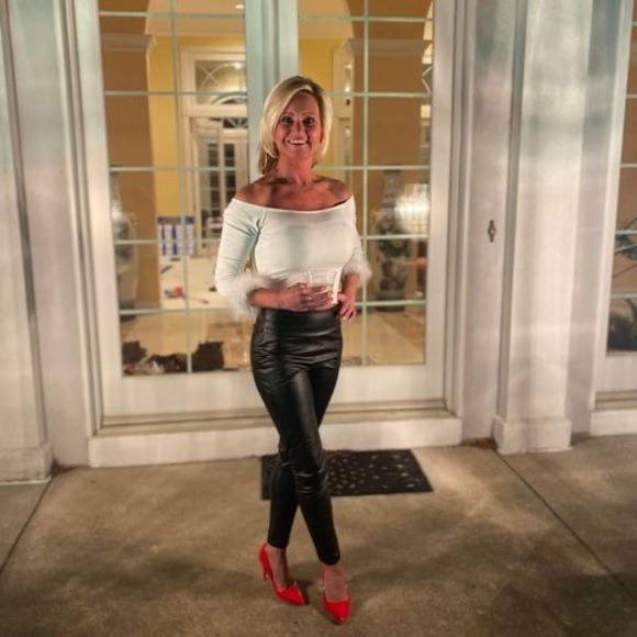 jenniferbuch476